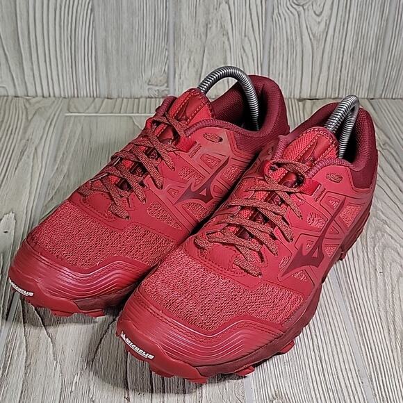 Mizuno Wave Trail Triple Red Running Shoes Mens Size 8.5 - Picture 10 of 11